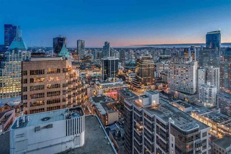3307 1111 ALBERNI STREET - photo 2 of 15