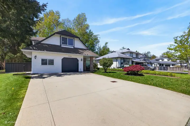 7325 123 STREET - photo 1 of 27