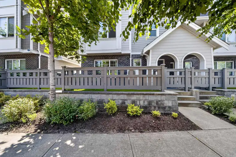 4 7180 LECHOW STREET - photo 4 of 38