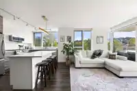 1101 651 NOOTKA WAY - thumbnail 3