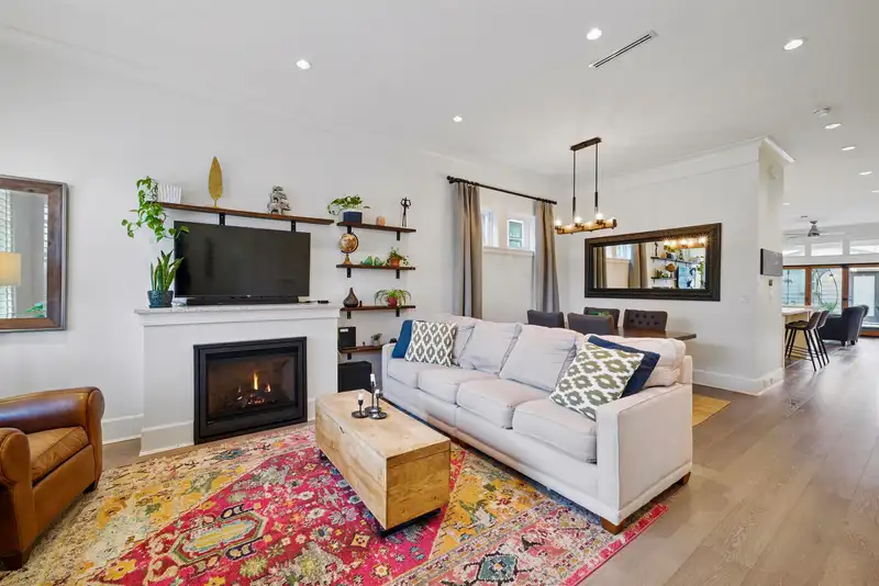 323 FIFTH STREET - photo 4 of 40