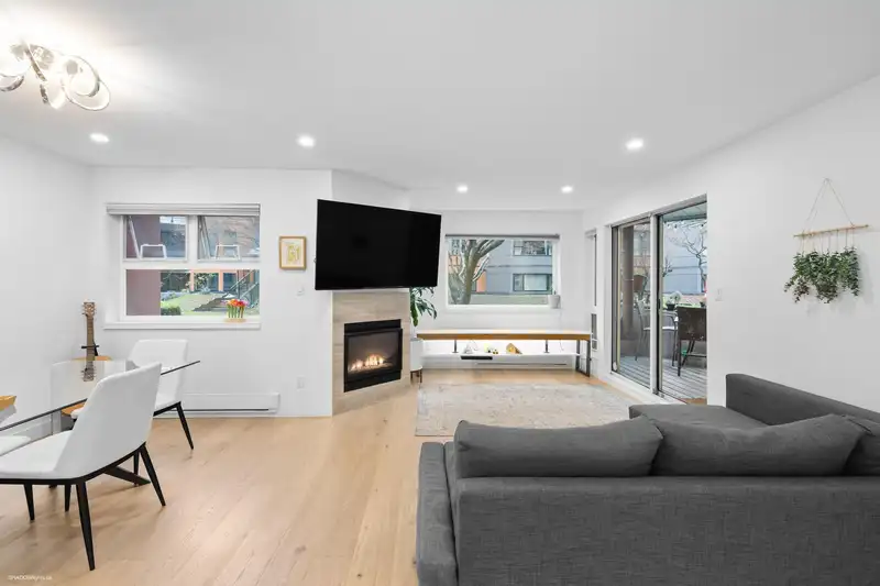 102A 1220 QUAYSIDE DRIVE - photo 1 of 33