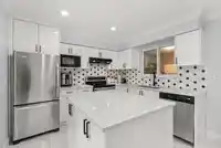15077 86B AVENUE - thumbnail 3