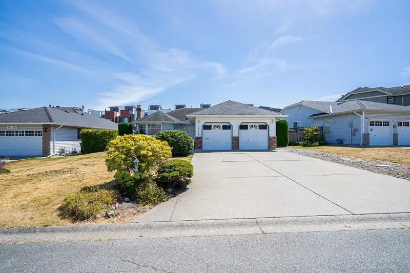 16158 16A AVENUE - photo 1 of 16