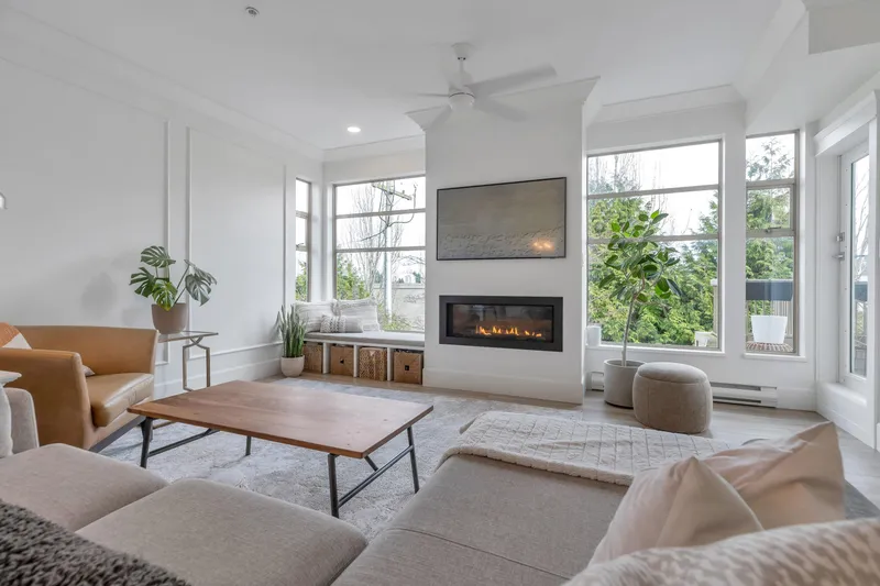 301 1118 55 STREET - photo 2 of 25