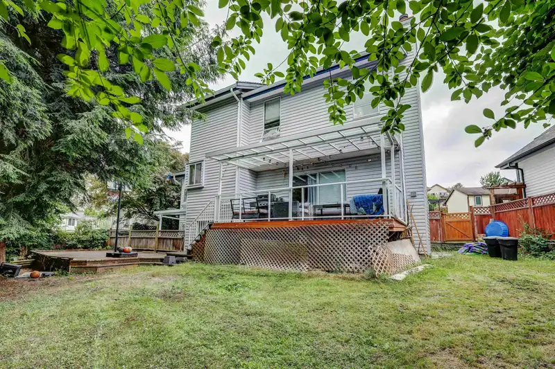 2986 ALBION DRIVE - photo 3 of 37