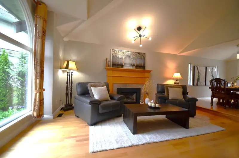 20530 96B AVENUE - photo 3 of 40