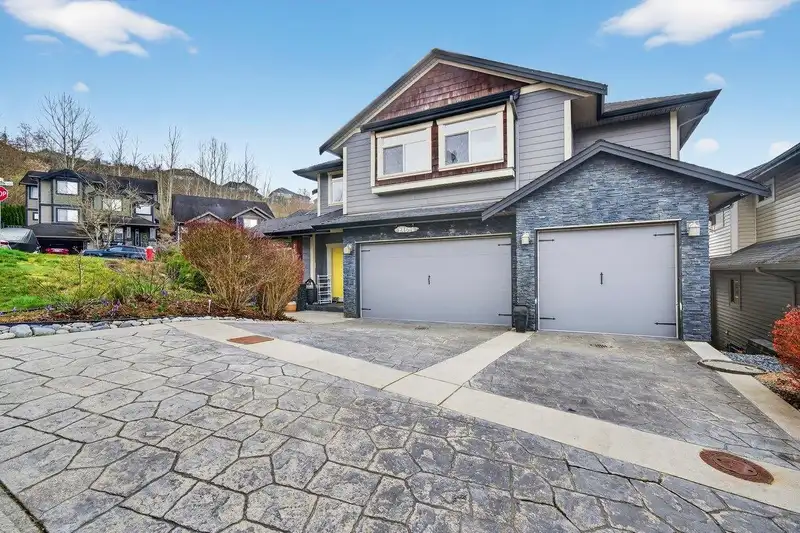 24696 103A AVENUE - photo 3 of 36
