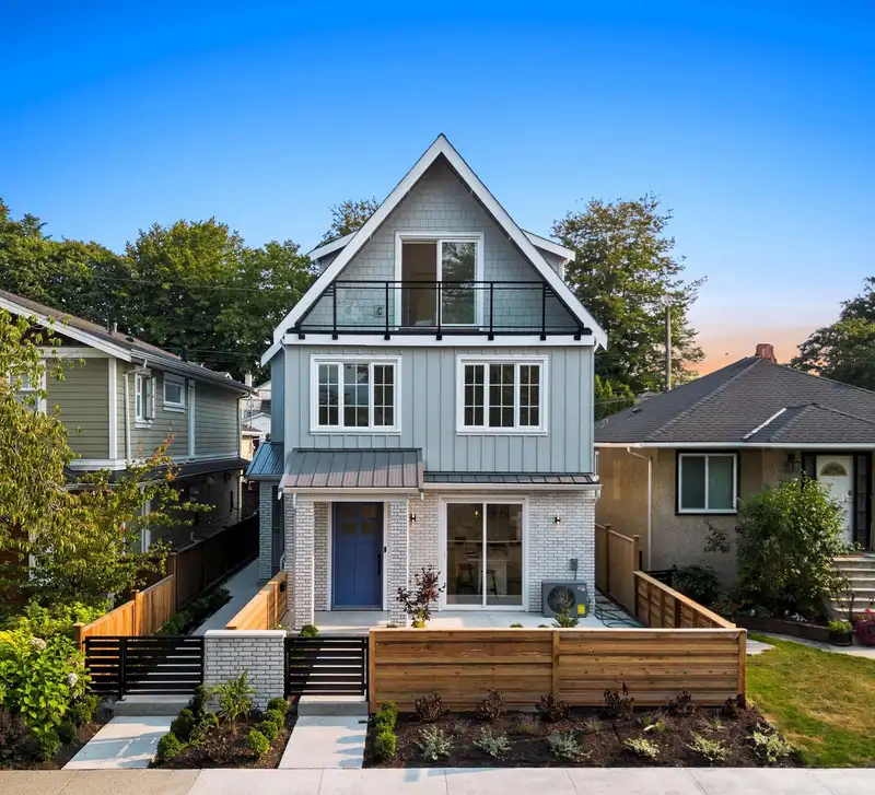 1 2616 NAPIER STREET - photo 1 of 4