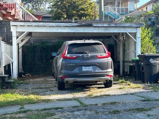 7590-7592 FRASER STREET - photo 2 of 25