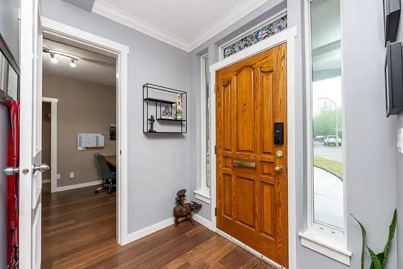 27144 25A AVENUE - photo 3 of 39