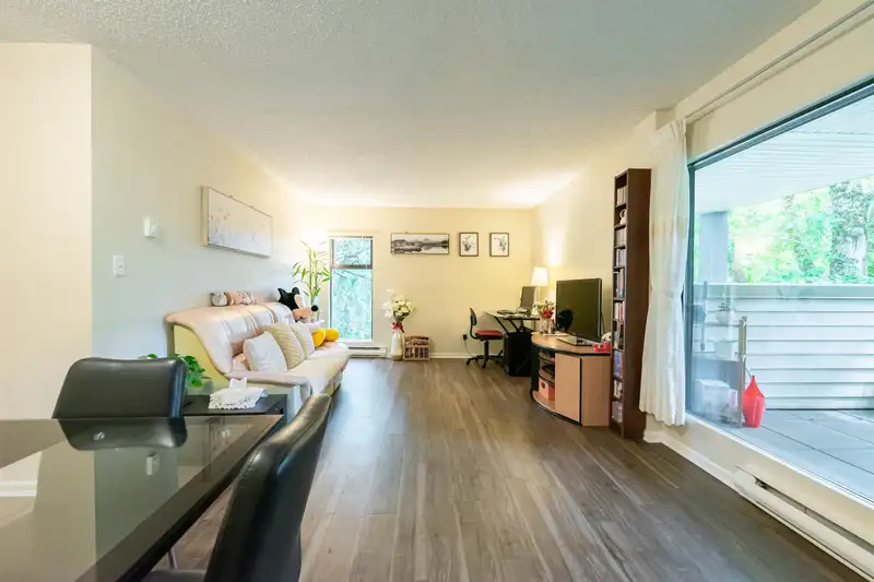 222 8231 GRANVILLE AVENUE - photo 2 of 29
