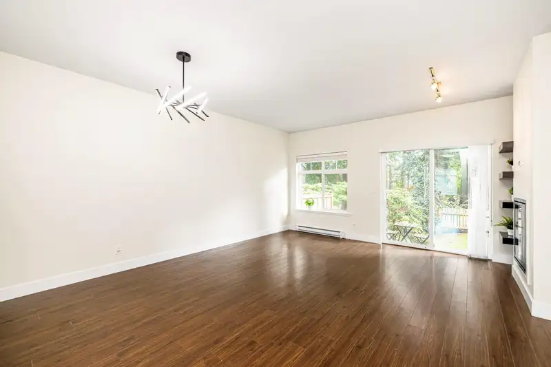 152 6299 144 STREET - photo 3 of 40