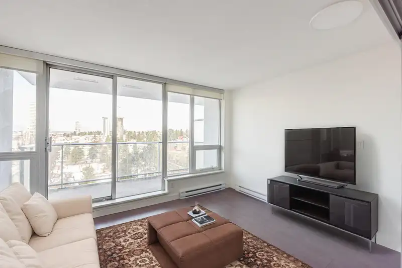 1610 13696 100 AVENUE - photo 3 of 11