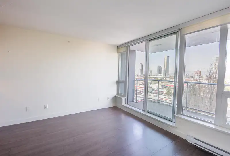 1610 13696 100 AVENUE - photo 4 of 11