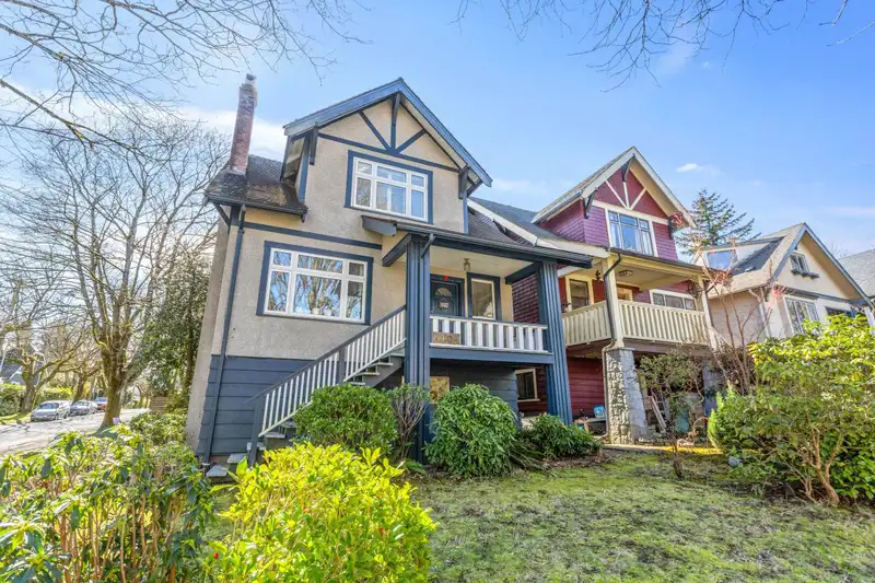 4104 W 14TH AVENUE - photo 1 of 30