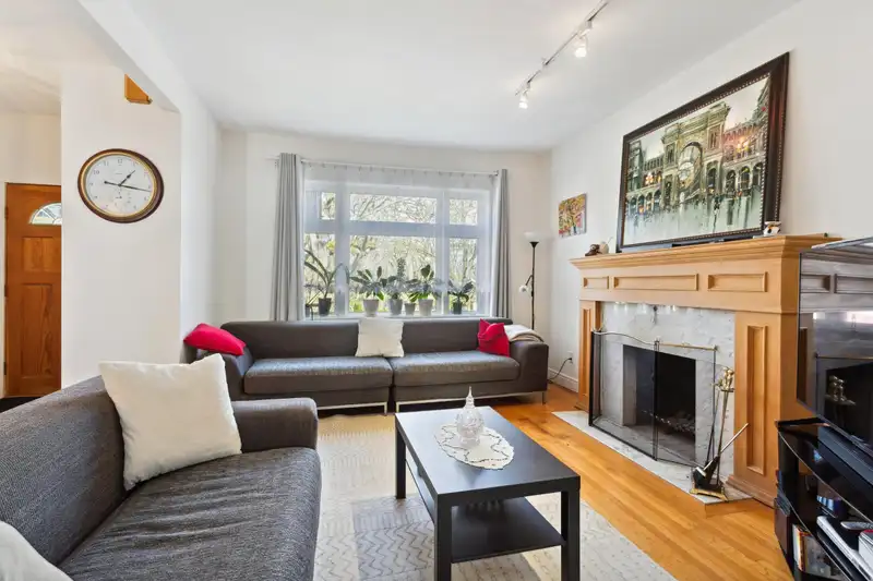 4104 W 14TH AVENUE - photo 3 of 30