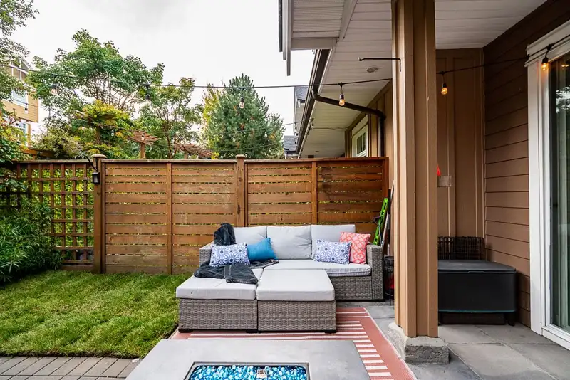 83 2979 156 STREET - photo 3 of 33