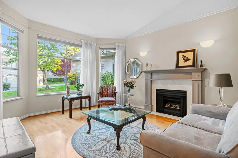 50 2533 152 STREET - photo 4 of 28