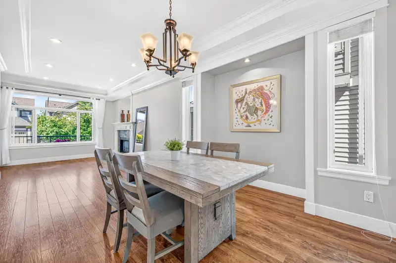 7336 201B STREET - photo 4 of 33