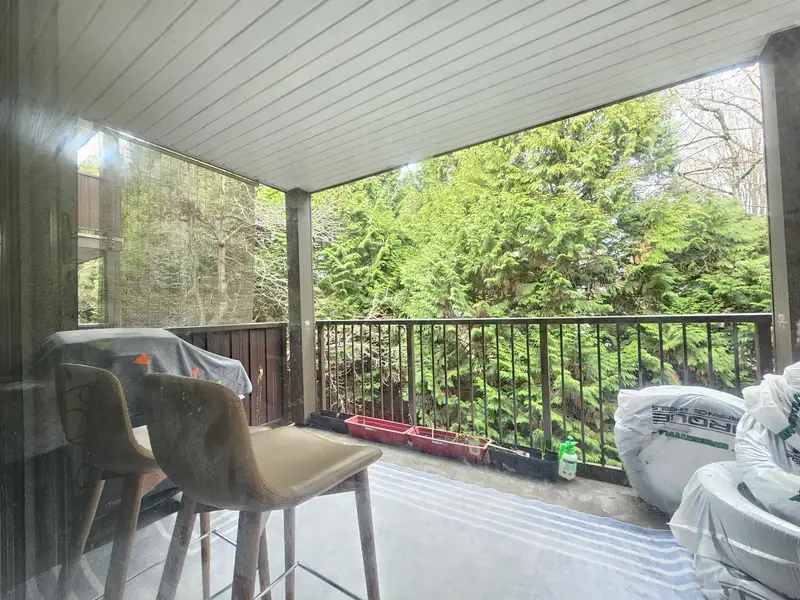 206 10698 151A STREET - photo 2 of 10