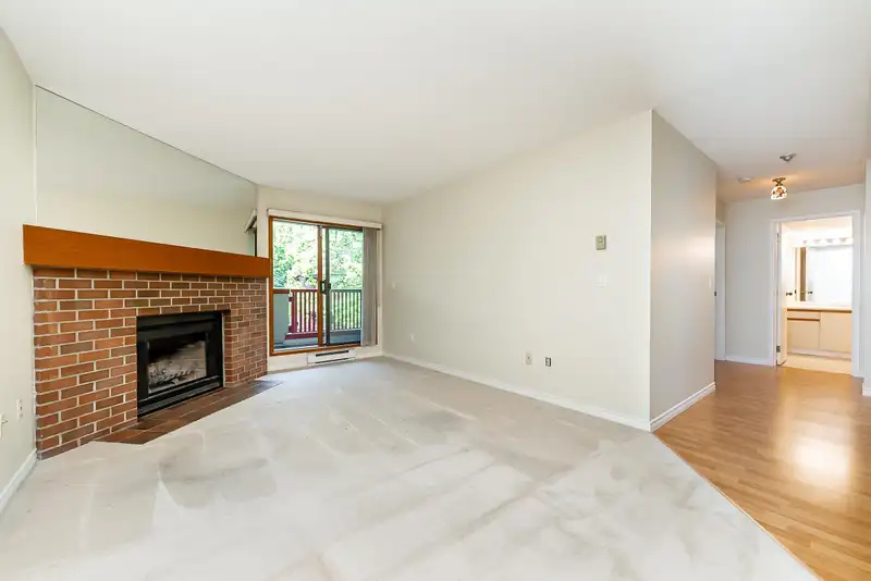 203 7511 MINORU BOULEVARD - photo 2 of 37