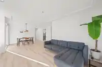 1 7110 BARNET ROAD - thumbnail 2