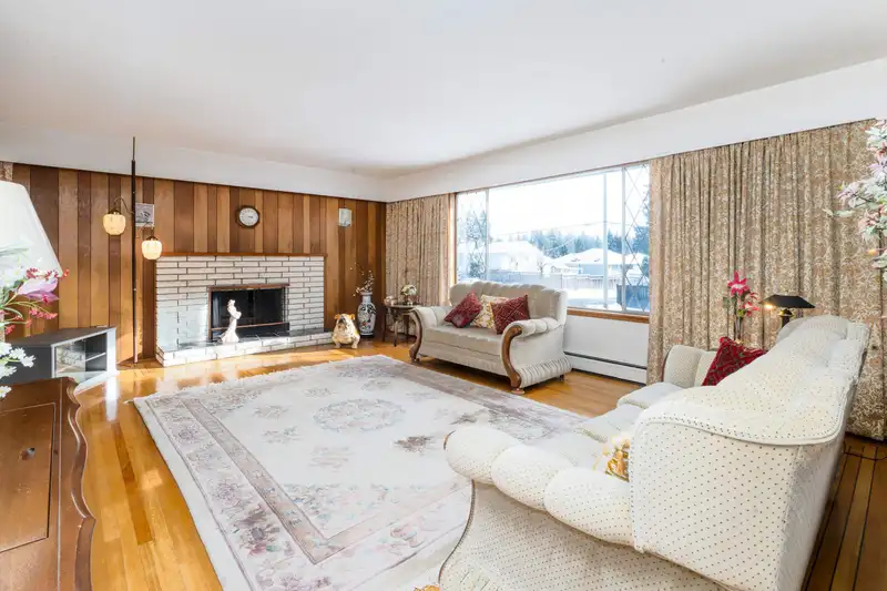 1591 KENT AVENUE - photo 3 of 40