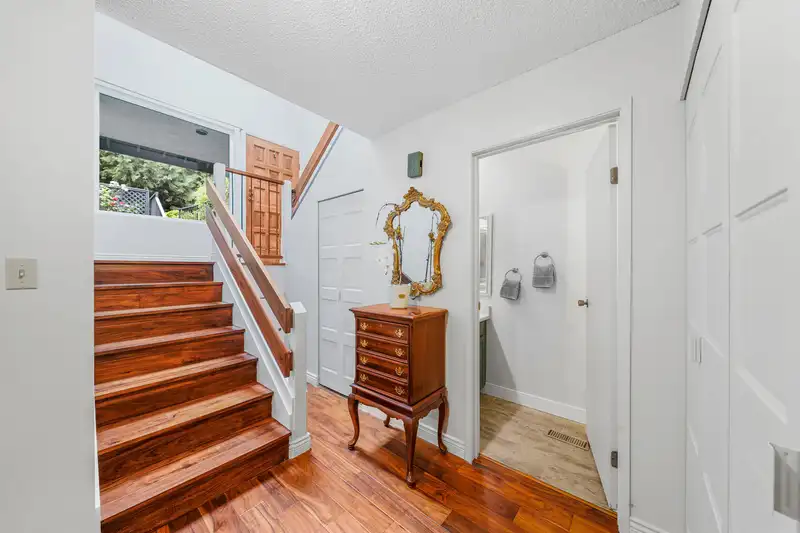 3366 WILLIAM AVENUE - photo 3 of 33