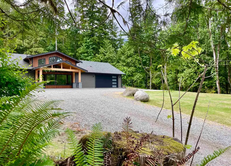 2061 TWIN CREEKS ROAD - photo 4 of 31