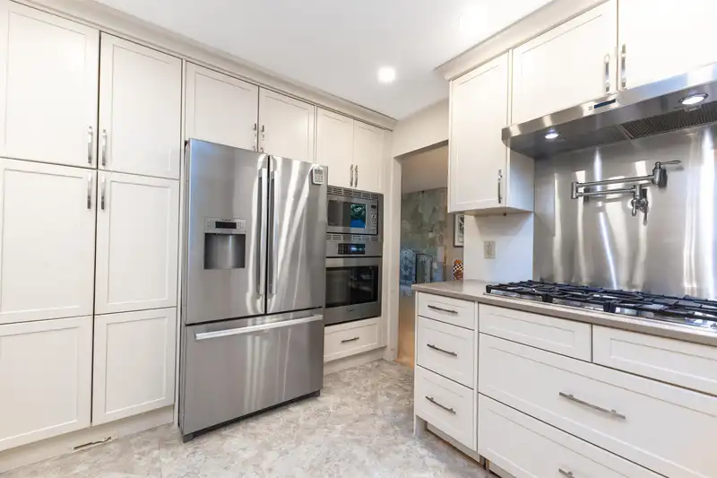 6296 130B STREET - photo 4 of 34