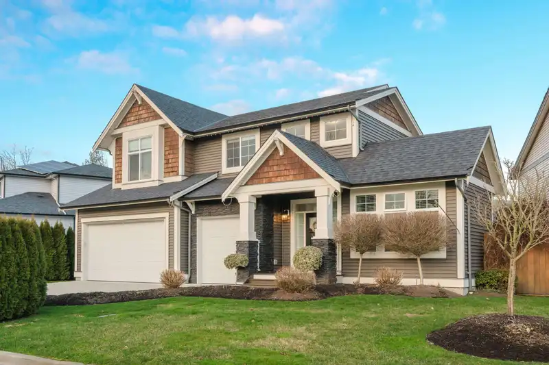 35977 EMILY CARR CRESCENT - photo 1 of 39