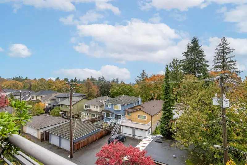 409 3580 W 41ST AVENUE - photo 1 of 27