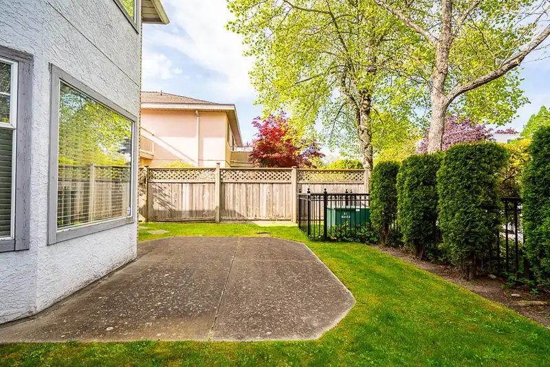 1 7911 MOFFATT ROAD - photo 4 of 29