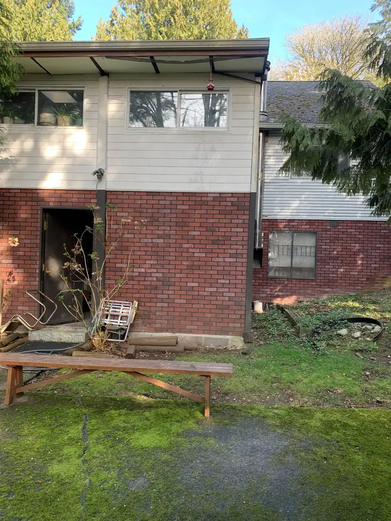 10639 125B STREET - photo 4 of 24