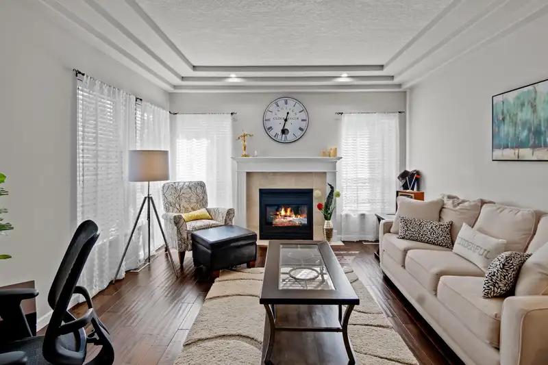 4115 BELANGER DRIVE - photo 4 of 40