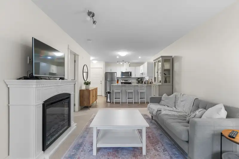 419 30515 CARDINAL AVENUE - photo 4 of 25