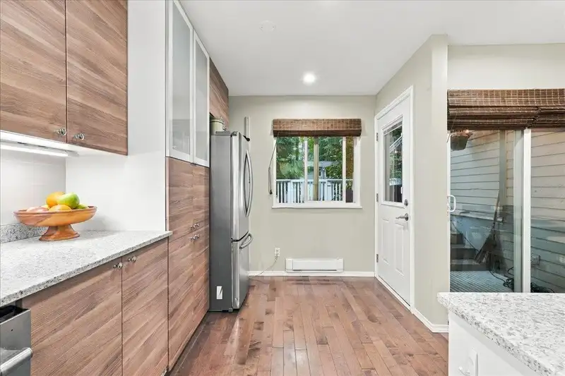 5 1240 FALCON DRIVE - photo 2 of 39