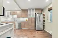 5 1240 FALCON DRIVE - thumbnail 3