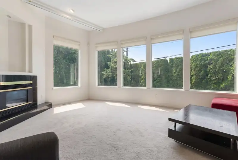 1620 FELL AVENUE - photo 2 of 40