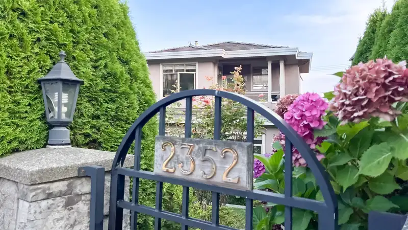 2352 MARINE DRIVE - photo 1 of 35