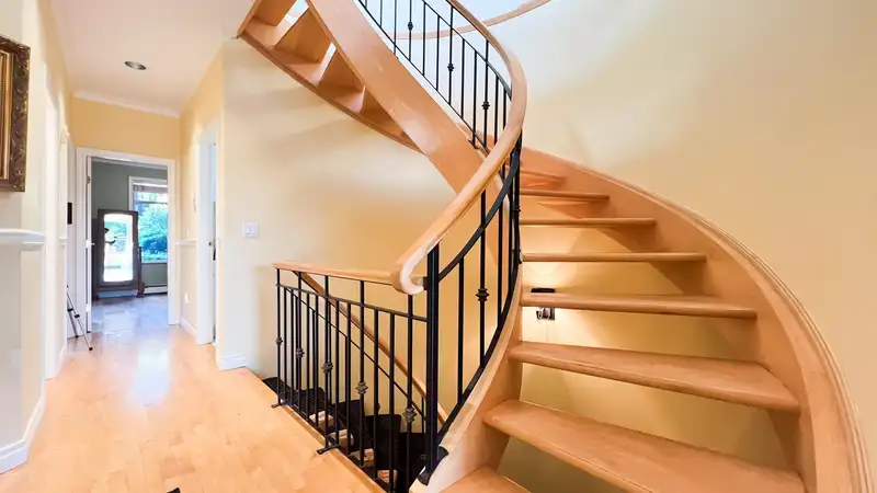 2352 MARINE DRIVE - photo 4 of 35