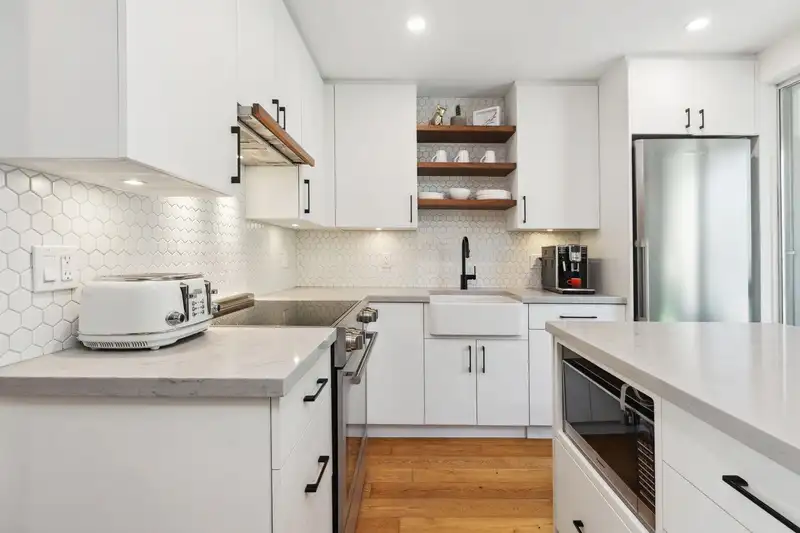 16 795 W 8TH AVENUE - photo 2 of 23