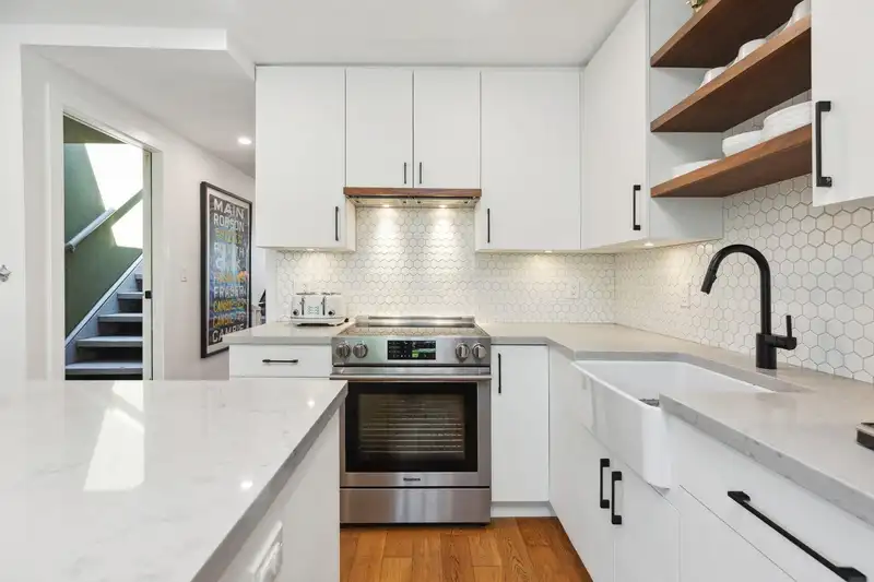 16 795 W 8TH AVENUE - photo 4 of 23
