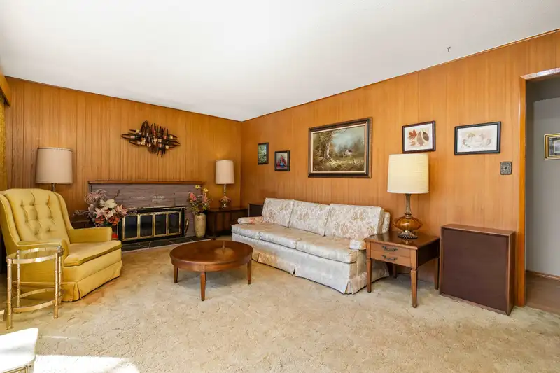228 W 27TH STREET - photo 4 of 40