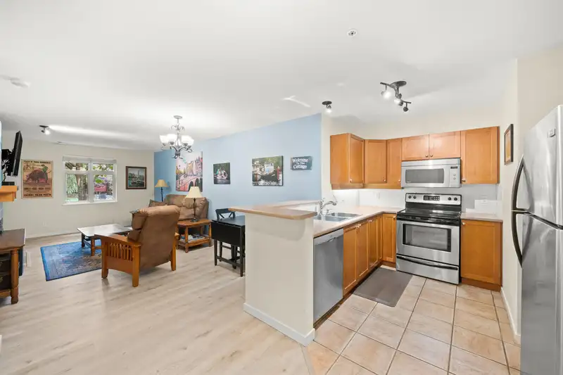 214 18 SMOKEY SMITH PLACE - photo 2 of 29
