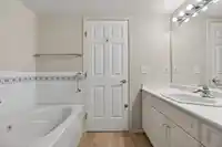 216 13888 70 AVENUE - thumbnail 22