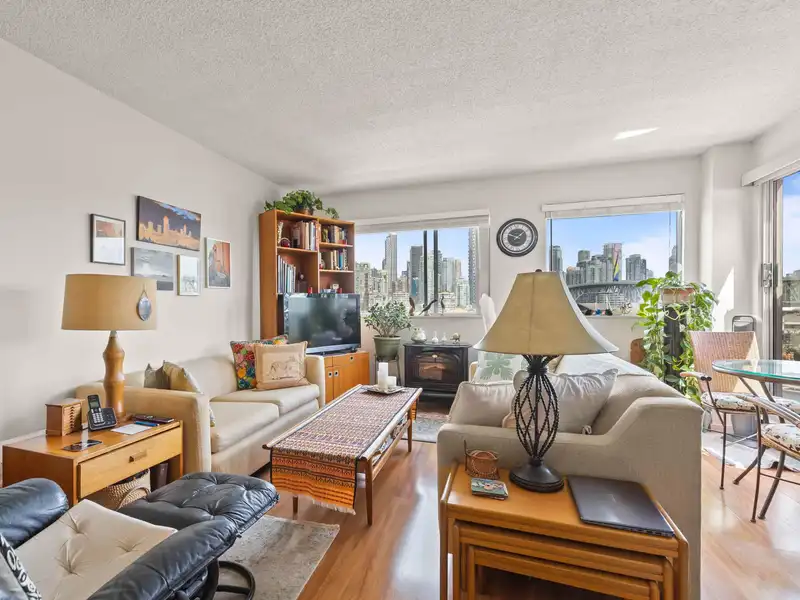 604 1510 W 1ST AVENUE - photo 2 of 14