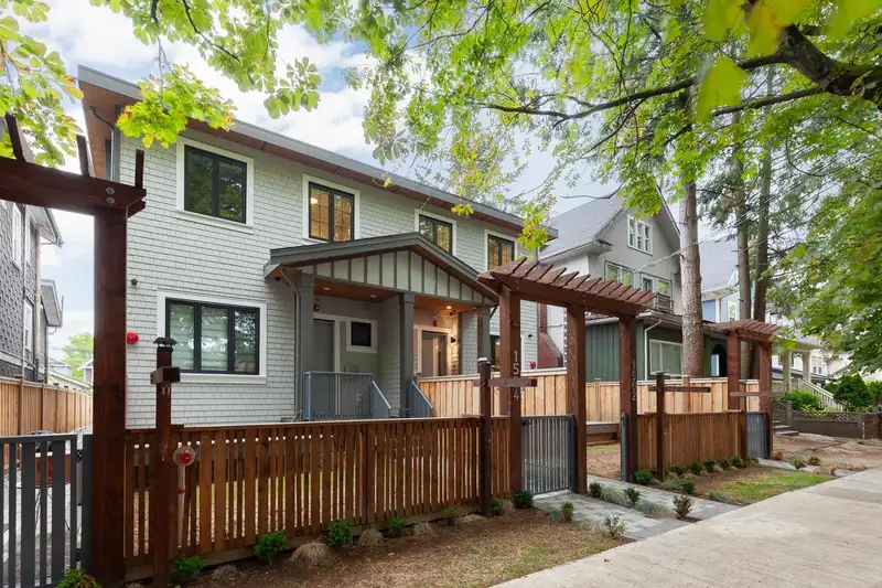 1564 E 10TH AVENUE - photo 1 of 27