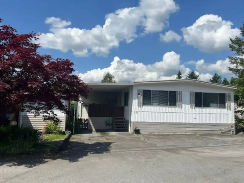 251 201 CAYER STREET - photo 3 of 19